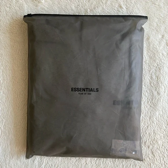 Men’s Fear of God Hoodie, Dark Oatmeal, NWT - Picture 9 of 11